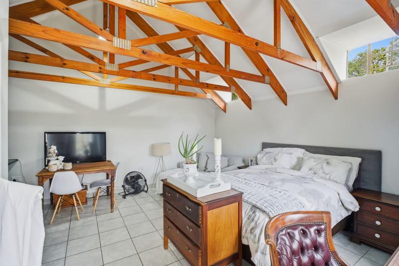 5 Bedroom Property for Sale in Brooklyn Gauteng