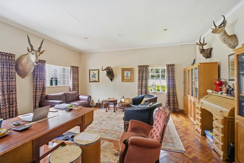 5 Bedroom Property for Sale in Brooklyn Gauteng