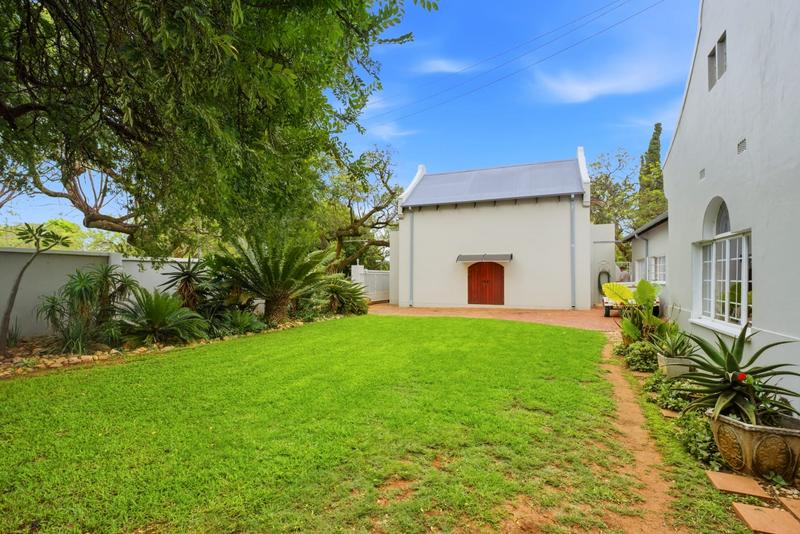 5 Bedroom Property for Sale in Brooklyn Gauteng