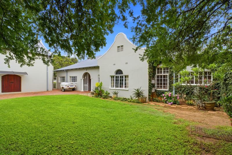 5 Bedroom Property for Sale in Brooklyn Gauteng