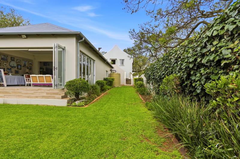 5 Bedroom Property for Sale in Brooklyn Gauteng