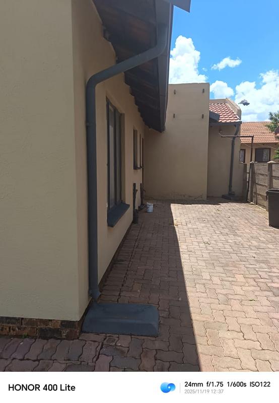 2 Bedroom Property for Sale in Sebokeng Zone 17 Gauteng