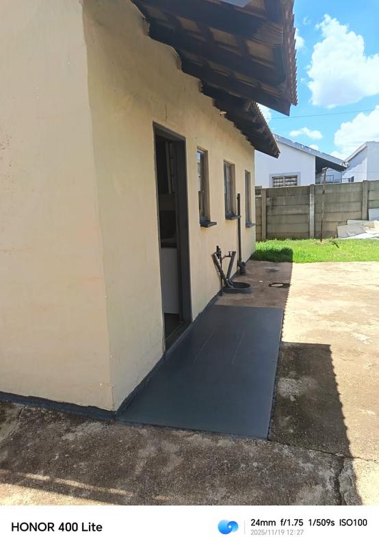2 Bedroom Property for Sale in Sebokeng Zone 17 Gauteng