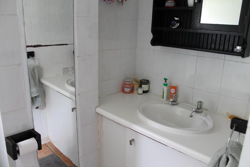 1 Bedroom Property for Sale in Bedford Gardens Gauteng