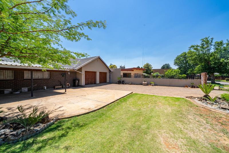 3 Bedroom Property for Sale in Parkrand Gauteng