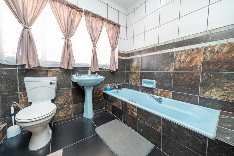 3 Bedroom Property for Sale in Parkrand Gauteng