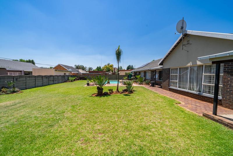 3 Bedroom Property for Sale in Parkrand Gauteng
