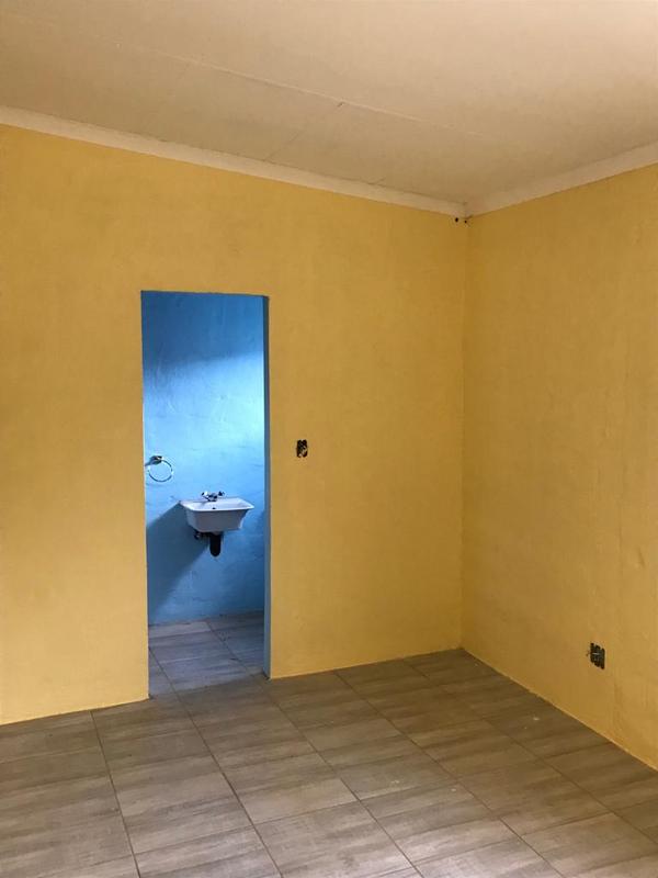 1 Bedroom Property for Sale in Kensington Gauteng