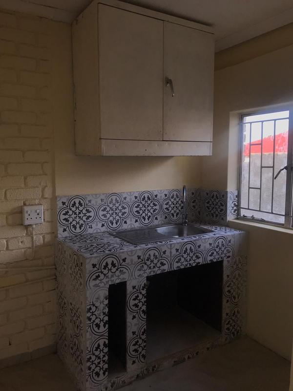 1 Bedroom Property for Sale in Kensington Gauteng