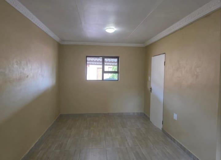 To Let 4 Bedroom Property for Rent in Alberton Gauteng