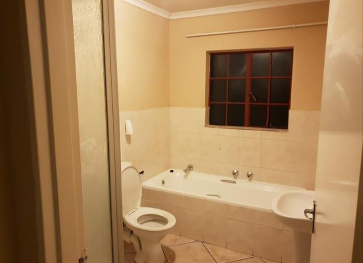 To Let 4 Bedroom Property for Rent in Alberton Gauteng