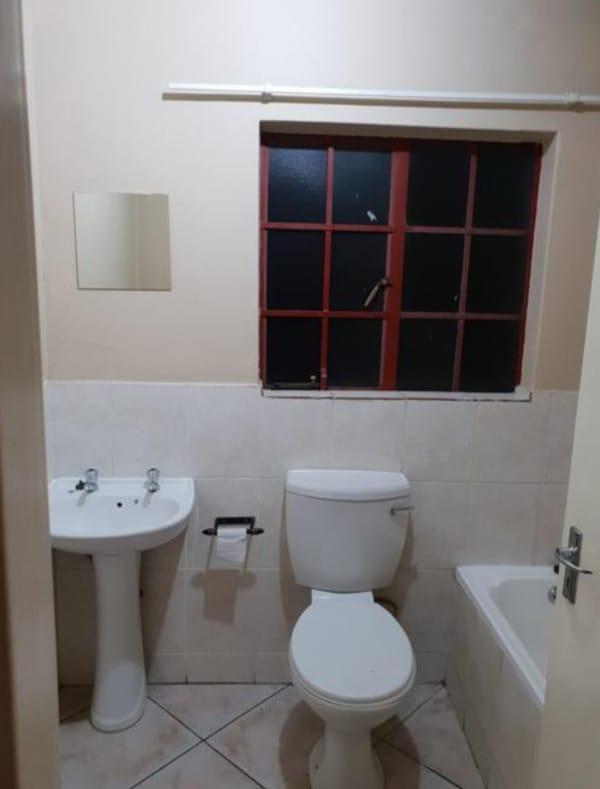 To Let 4 Bedroom Property for Rent in Alberton Gauteng