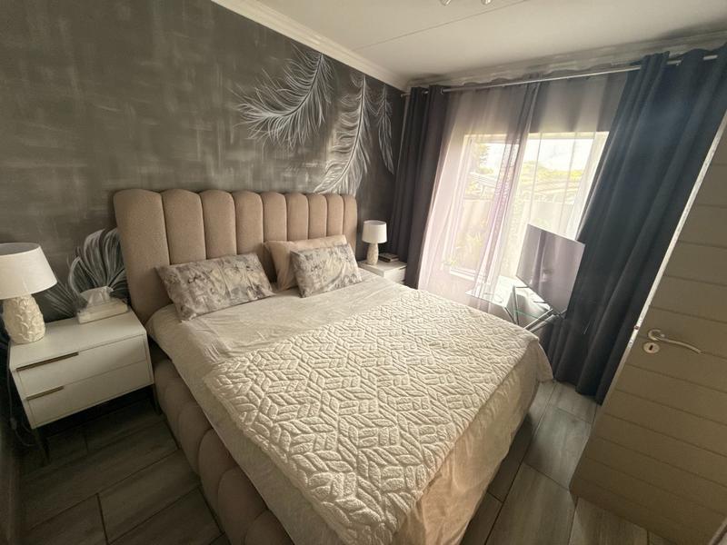 To Let 2 Bedroom Property for Rent in Broadacres Gauteng