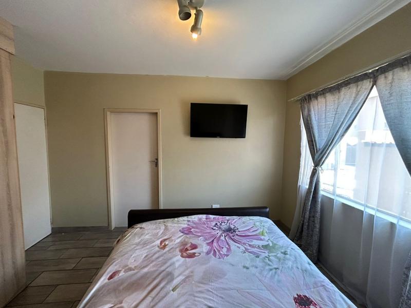 To Let 2 Bedroom Property for Rent in North Riding Gauteng