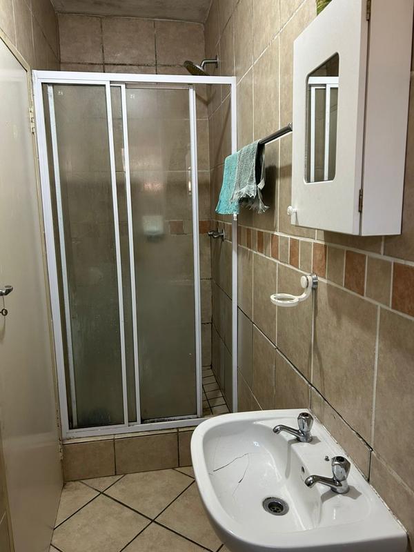 To Let 2 Bedroom Property for Rent in North Riding Gauteng