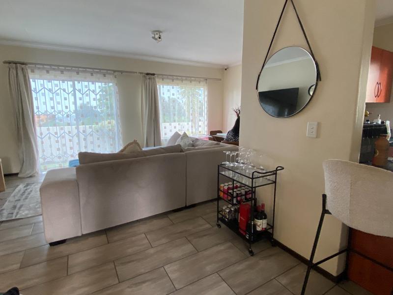 To Let 3 Bedroom Property for Rent in North Riding Gauteng