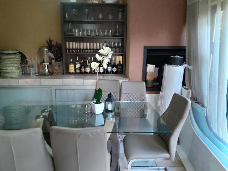 2 Bedroom Property for Sale in Bedford Gardens Gauteng