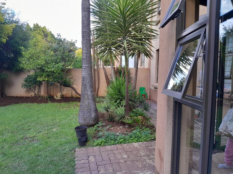 2 Bedroom Property for Sale in Bedford Gardens Gauteng