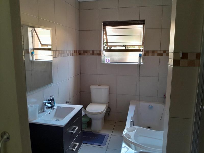 2 Bedroom Property for Sale in Bedford Gardens Gauteng