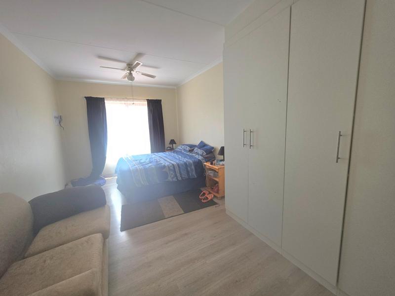 4 Bedroom Property for Sale in Parkdene Gauteng