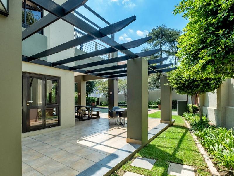 To Let 1 Bedroom Property for Rent in Lonehill Gauteng