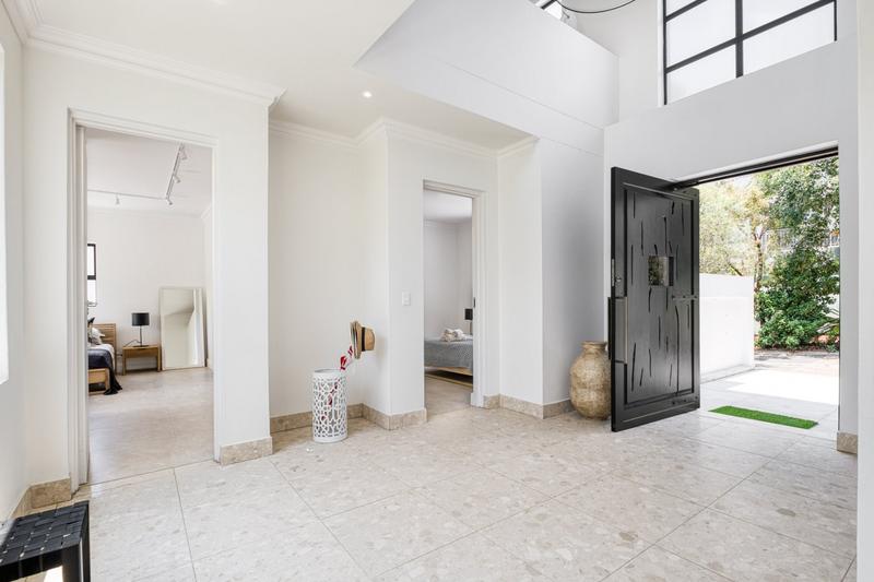 5 Bedroom Property for Sale in Dainfern Golf Estate Gauteng