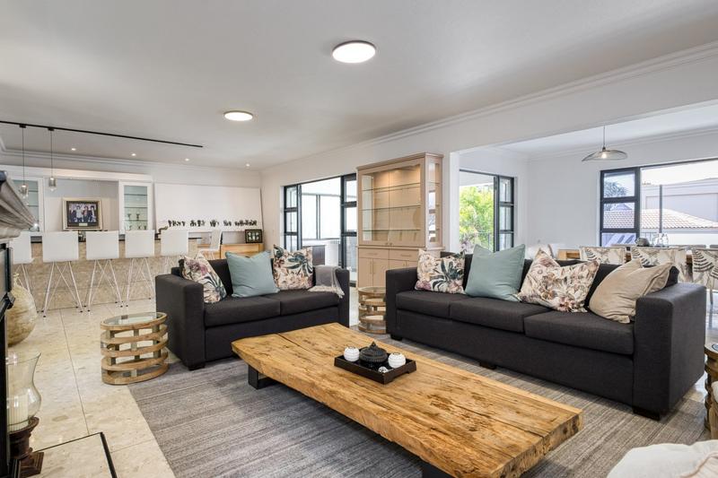 5 Bedroom Property for Sale in Dainfern Golf Estate Gauteng