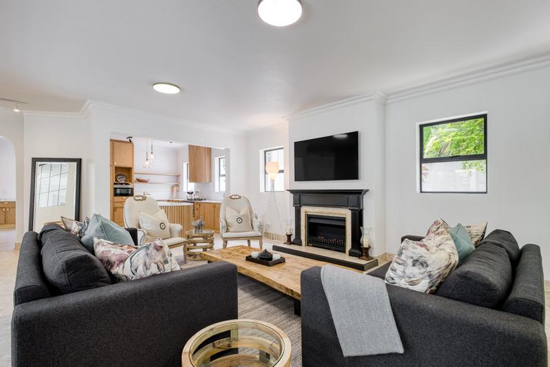 5 Bedroom Property for Sale in Dainfern Golf Estate Gauteng