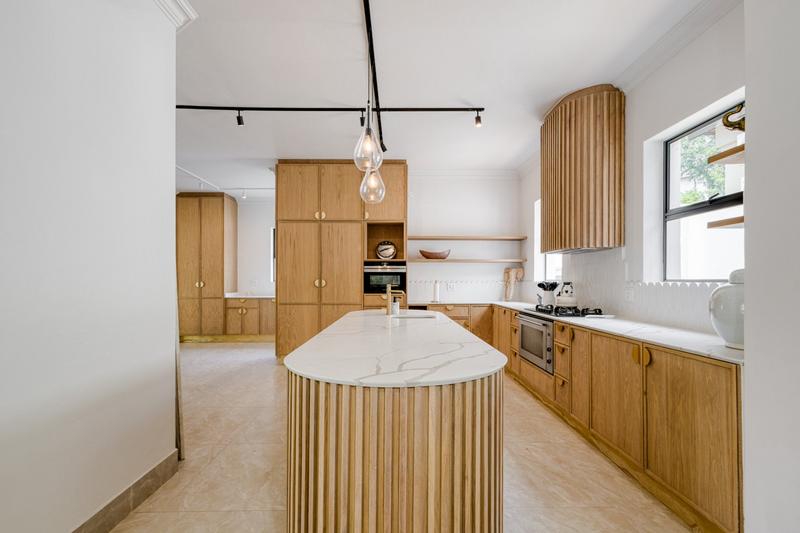 5 Bedroom Property for Sale in Dainfern Golf Estate Gauteng