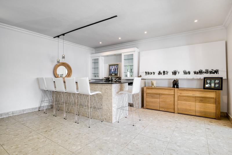 5 Bedroom Property for Sale in Dainfern Golf Estate Gauteng