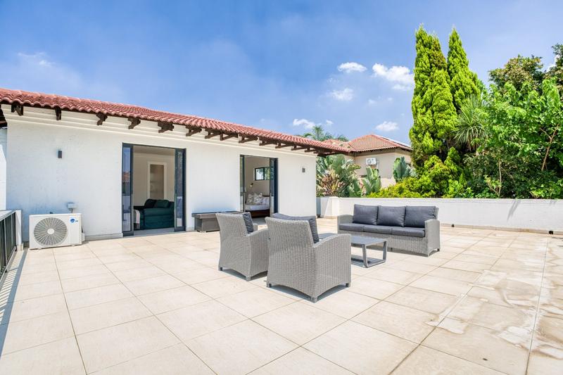 5 Bedroom Property for Sale in Dainfern Golf Estate Gauteng