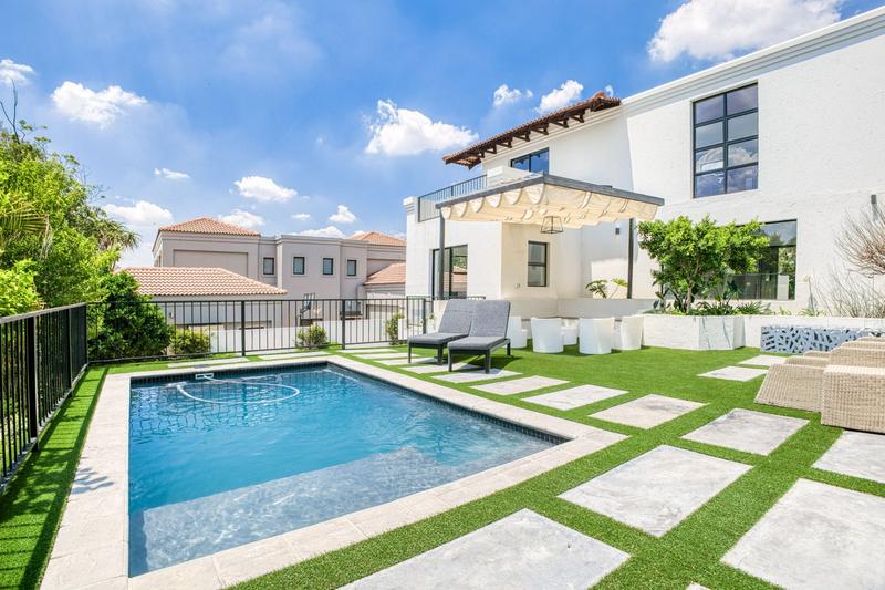 5 Bedroom Property for Sale in Dainfern Golf Estate Gauteng