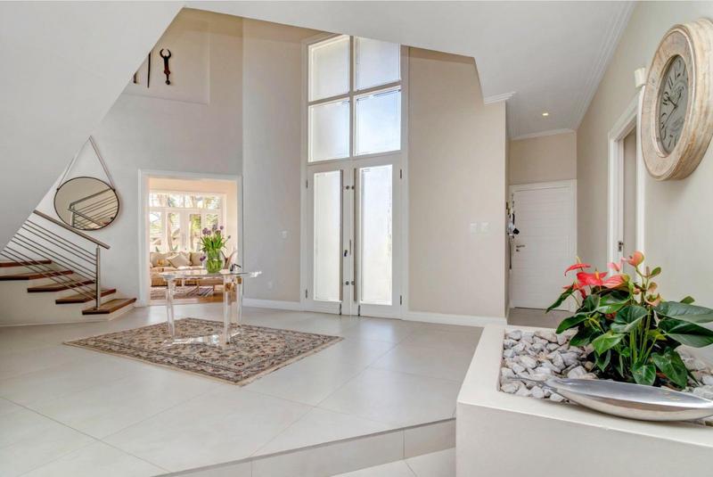 5 Bedroom Property for Sale in Dainfern Valley Gauteng