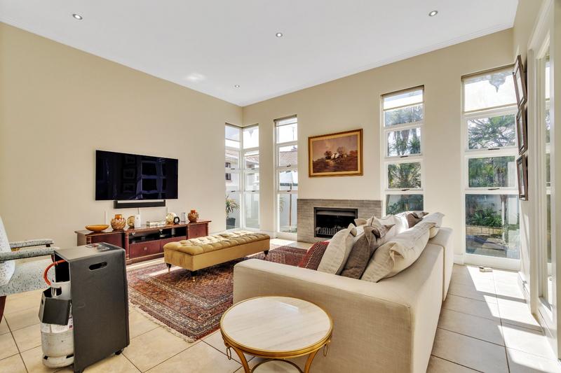 5 Bedroom Property for Sale in Dainfern Valley Gauteng