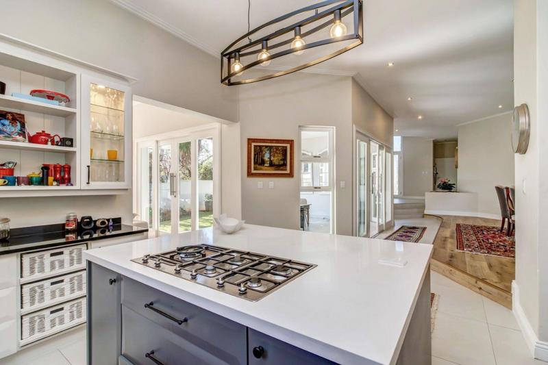 5 Bedroom Property for Sale in Dainfern Valley Gauteng