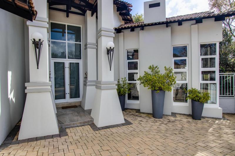 5 Bedroom Property for Sale in Dainfern Valley Gauteng