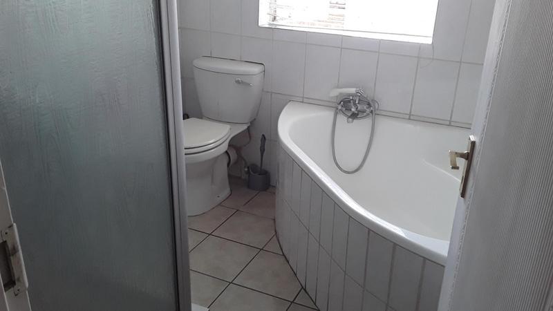 2 Bedroom Property for Sale in Wierda Park Gauteng