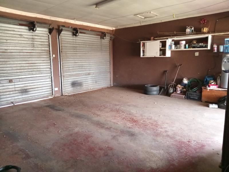 4 Bedroom Property for Sale in Greenhills Gauteng