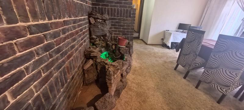 4 Bedroom Property for Sale in Witpoortjie Gauteng