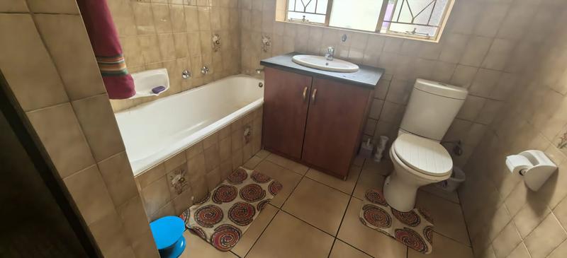 4 Bedroom Property for Sale in Witpoortjie Gauteng