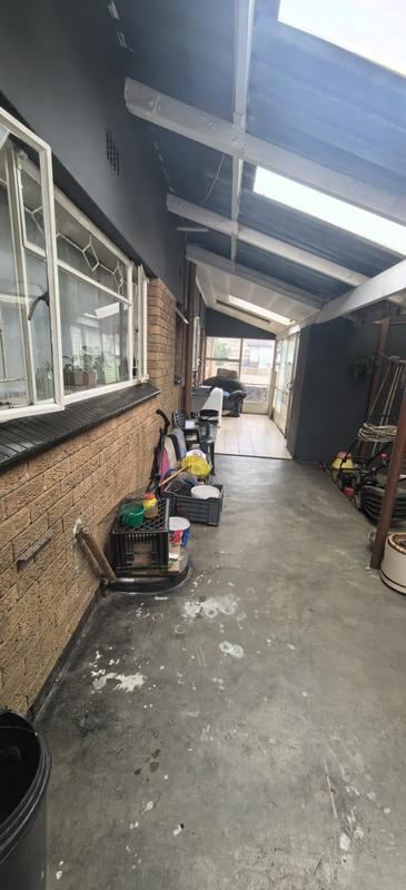 4 Bedroom Property for Sale in Witpoortjie Gauteng