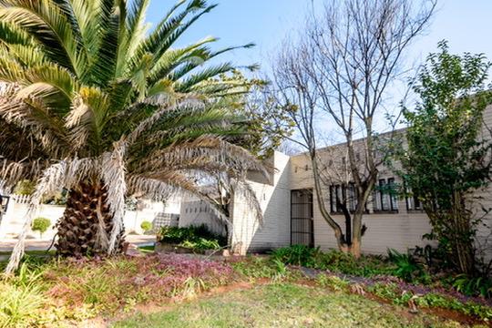 4 Bedroom Property for Sale in Van Riebeeck Park Gauteng