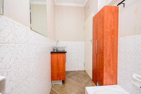 4 Bedroom Property for Sale in Van Riebeeck Park Gauteng