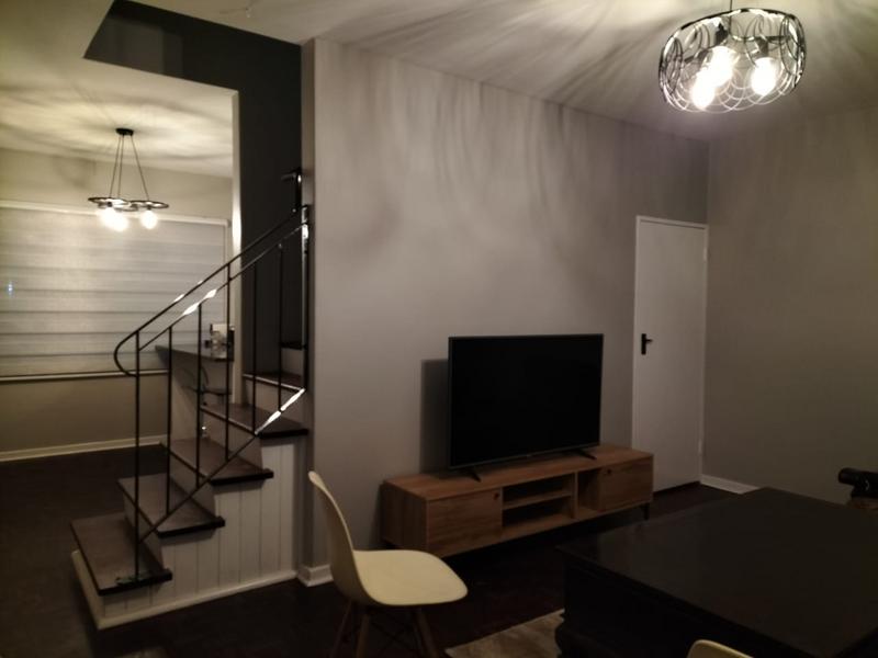 To Let 2 Bedroom Property for Rent in Rhodesfield Gauteng