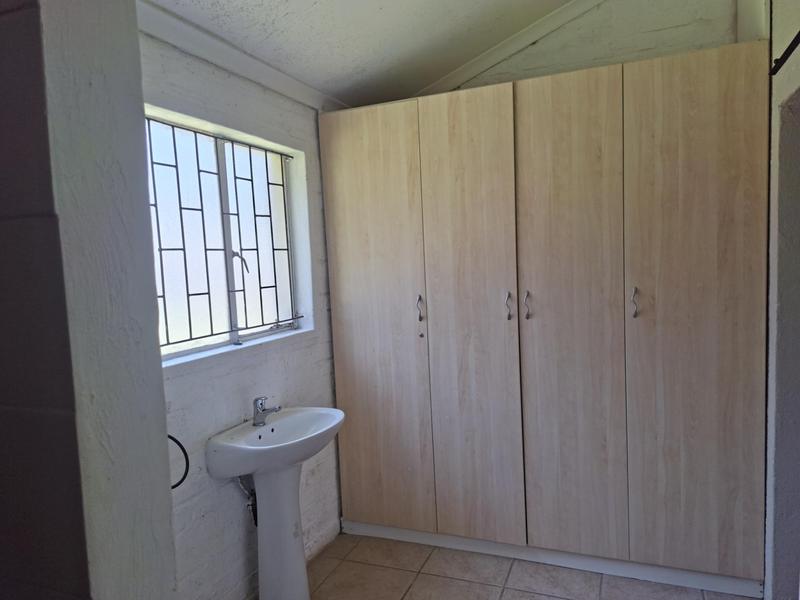 To Let 1 Bedroom Property for Rent in President Park Gauteng