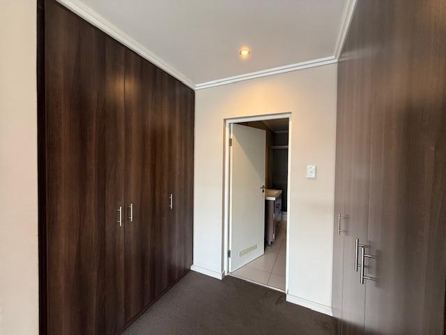 To Let 2 Bedroom Property for Rent in Sandhurst Gauteng