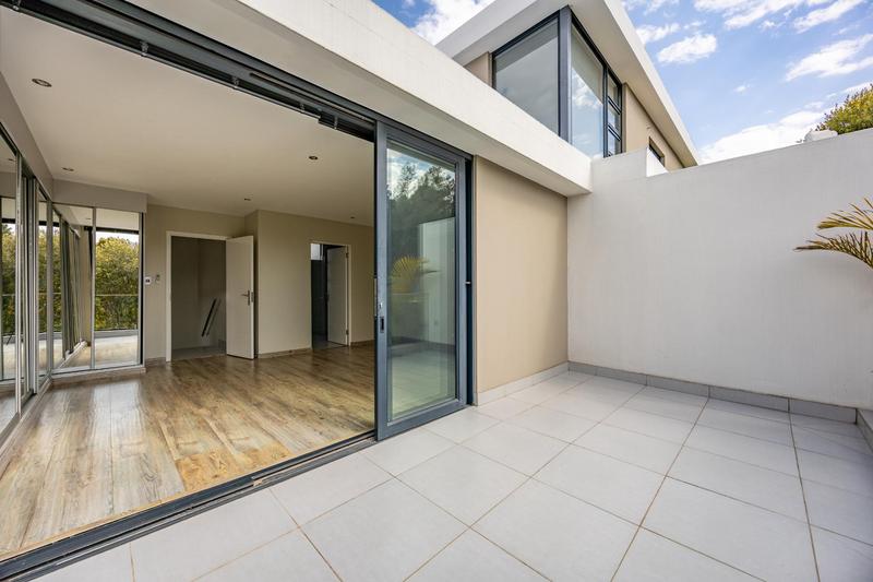 3 Bedroom Property for Sale in Waterkloof Ridge Gauteng