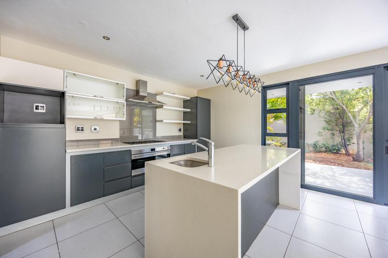 3 Bedroom Property for Sale in Waterkloof Ridge Gauteng