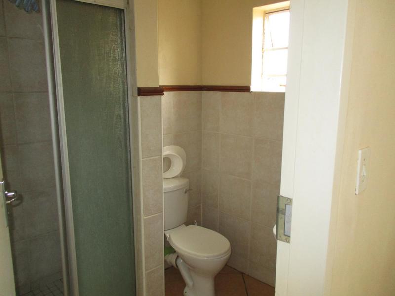 To Let 2 Bedroom Property for Rent in Die Hoewes Gauteng