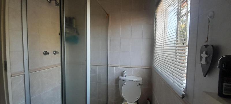 2 Bedroom Property for Sale in Thatchfield Gauteng